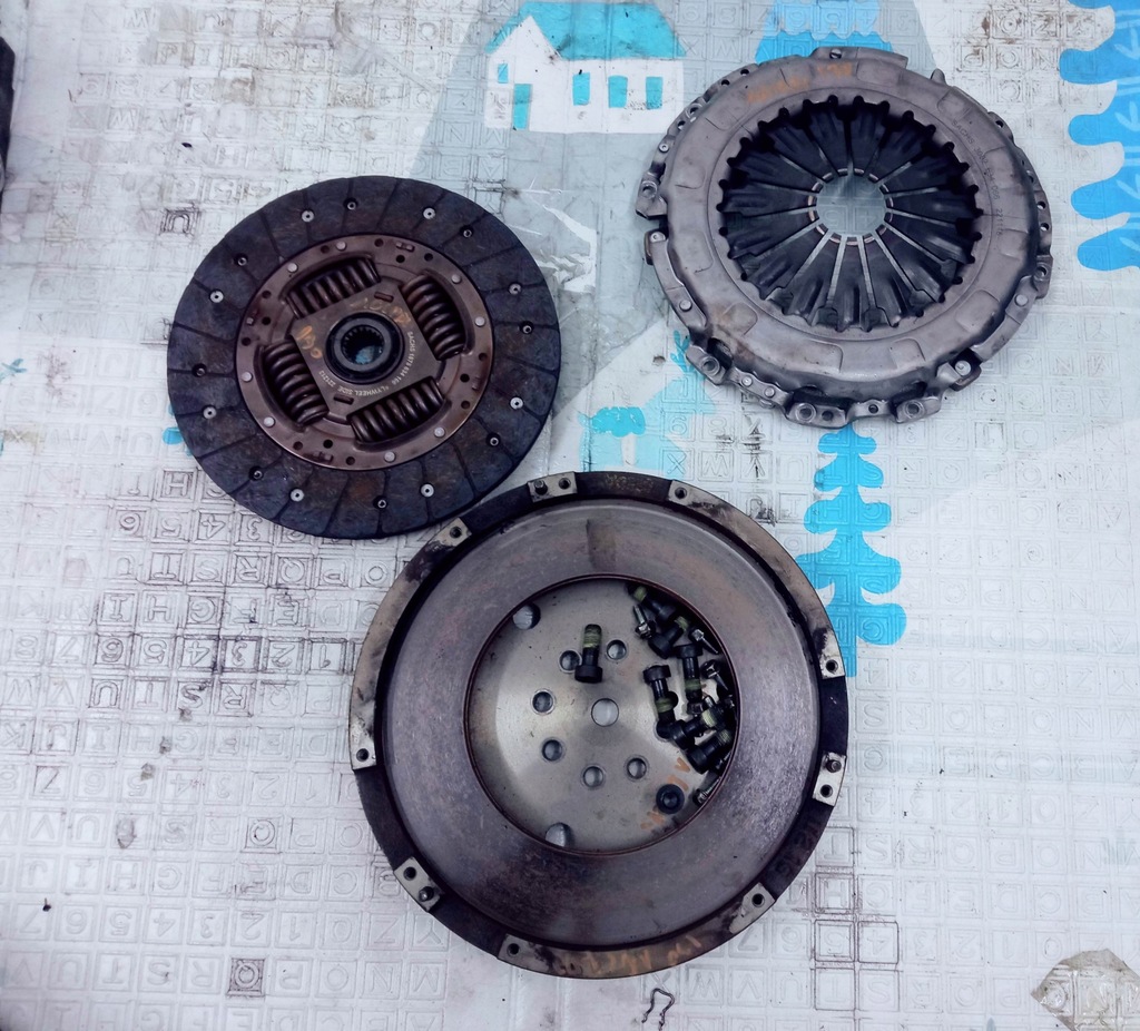 фото №1, Hyundai i30 i fd 1.6crdi 90km d4fb сцепление диск прижим колесо комплект
