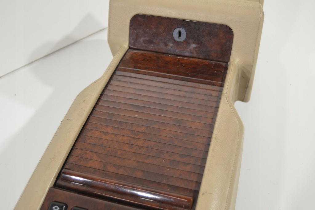 фото №5, Туннель задняя шторка бардачок w140 cl c140 sec coupe