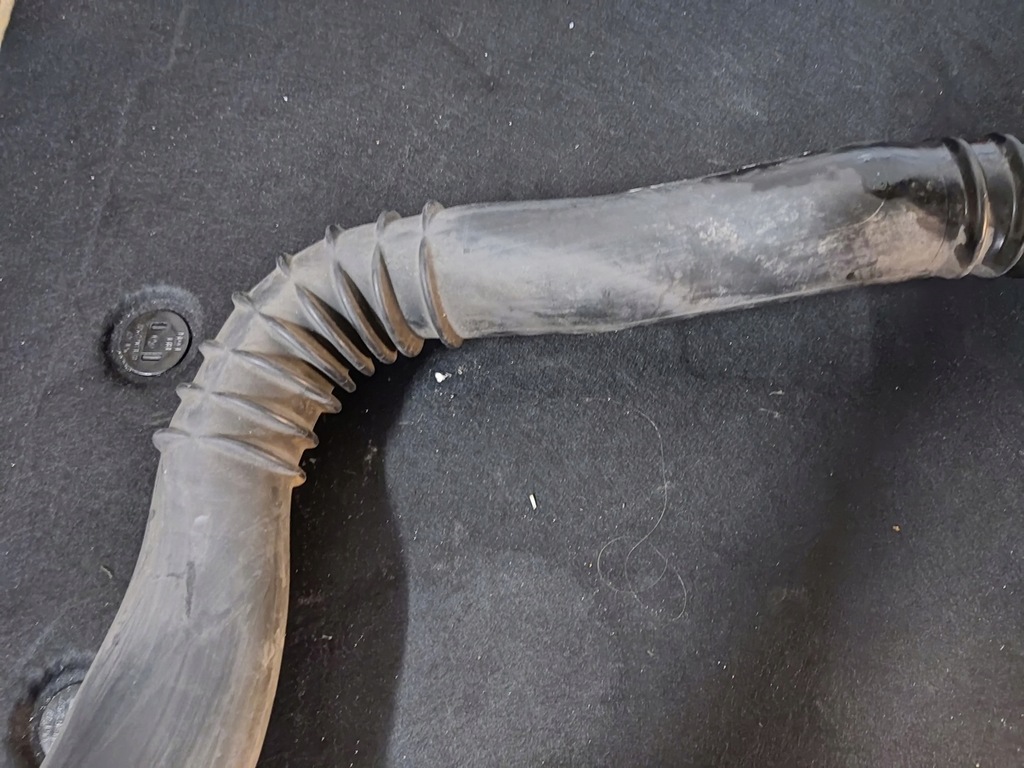 фото №3, Bmw x1 e84 n47 шланг труба интеркулер 7797483