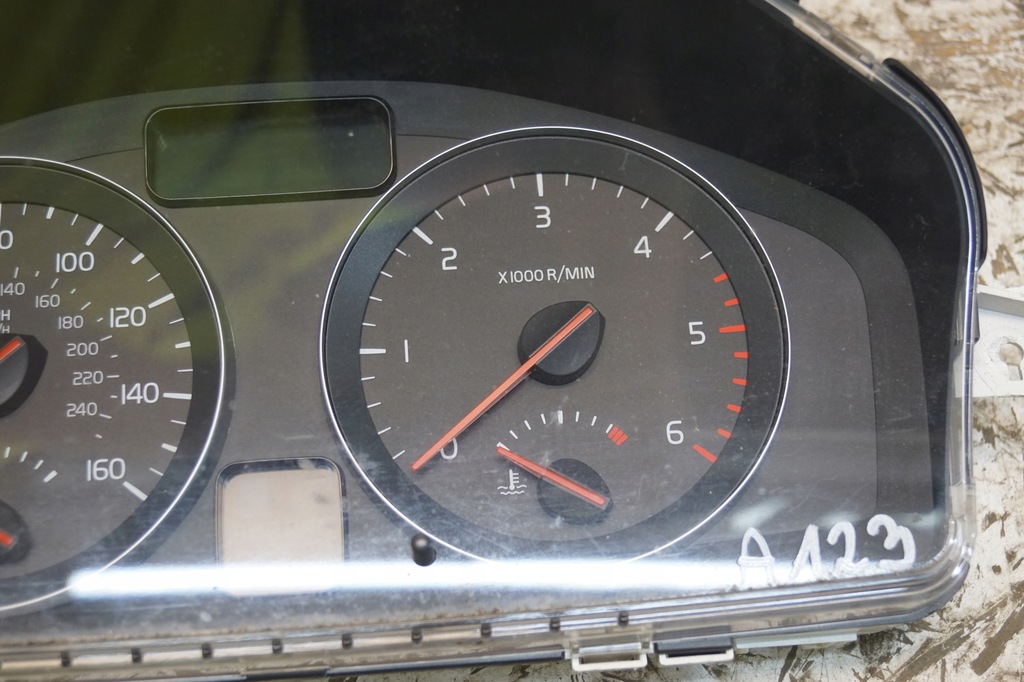 фото №6, Лічильник прилади volvo c30 30765316