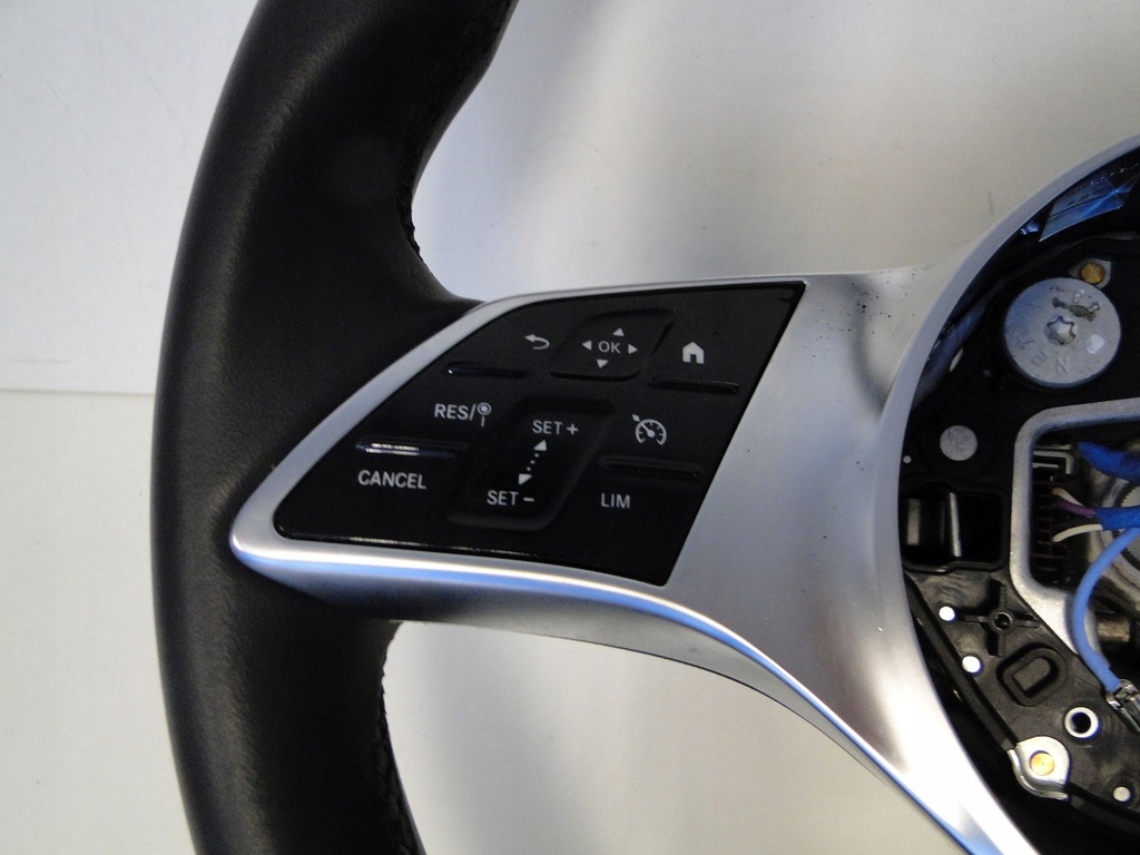 фото №9, Mercedes воздуховод eqe 294 295 vito v 447 sprinter 907 910 лепестки переключения