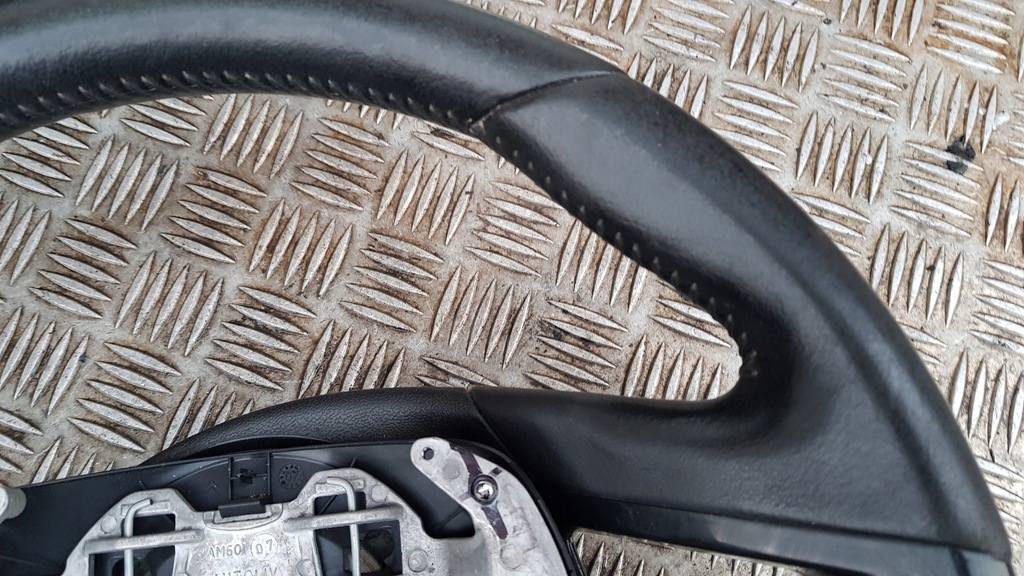 фото №10, Citroen c4 i picasso руль кожаный кожа