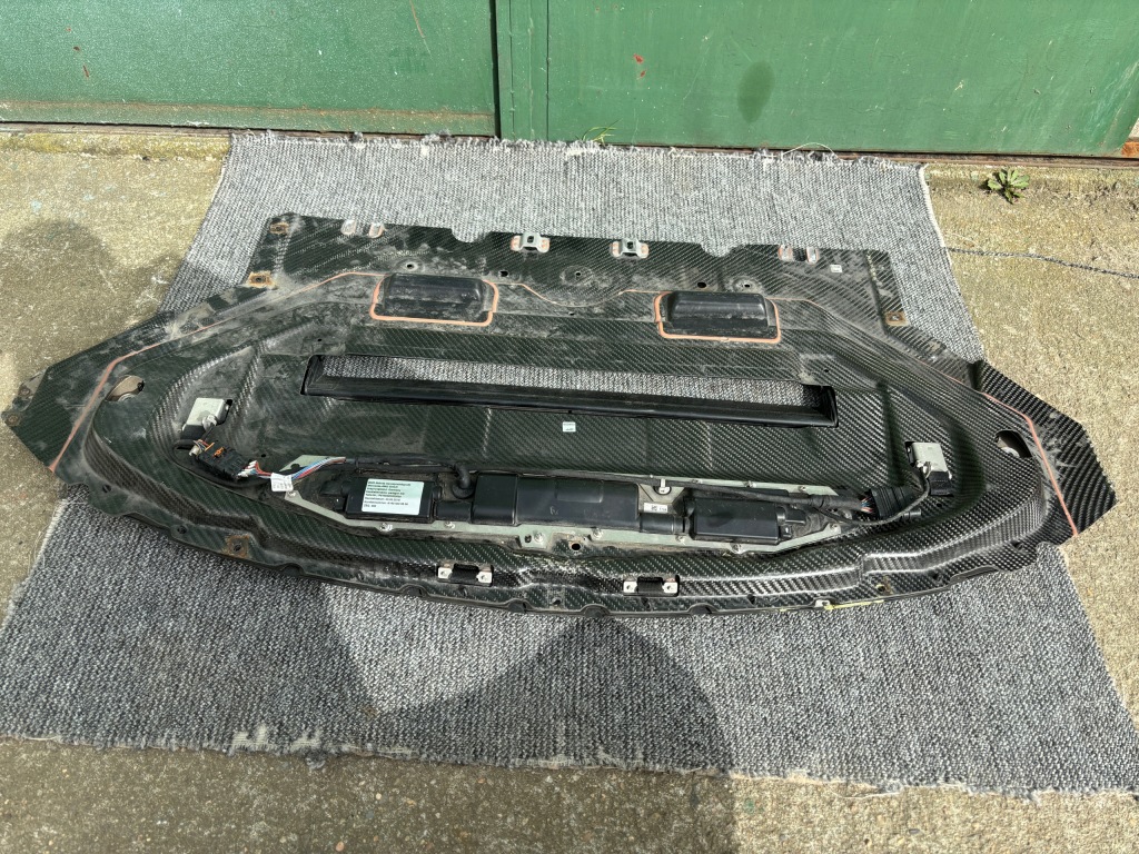 Купити Mercedes gt 190 amg блок керування модуль впуск під  бампер перед a1905200600
