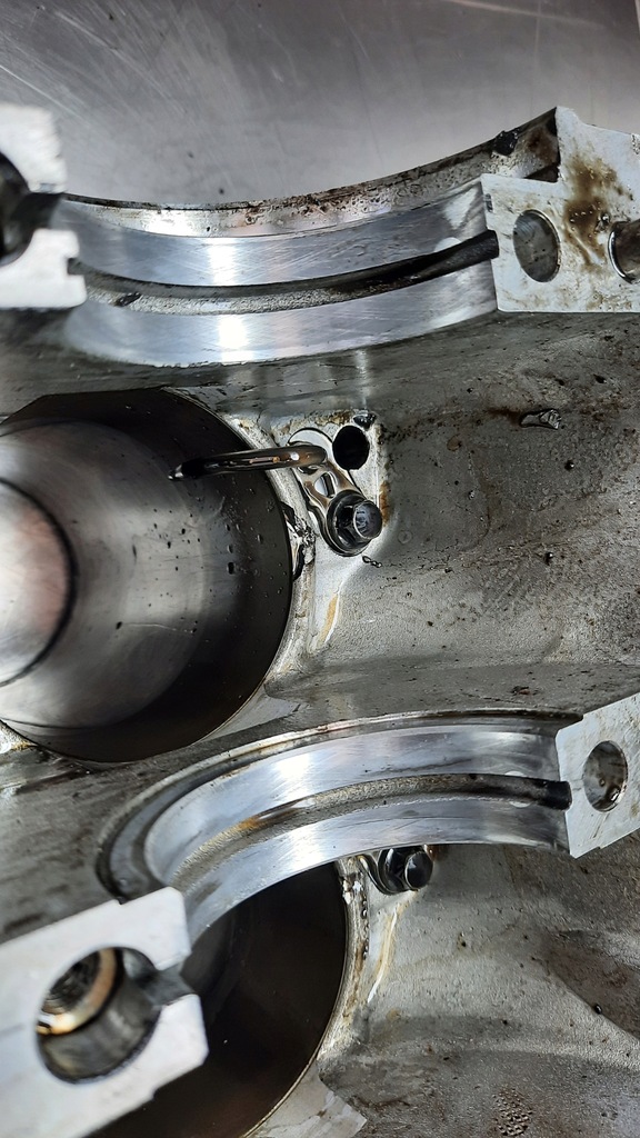 фото №13, Блок двигателя d5244t volvo s60 v70 ii 2.4 d5 163km