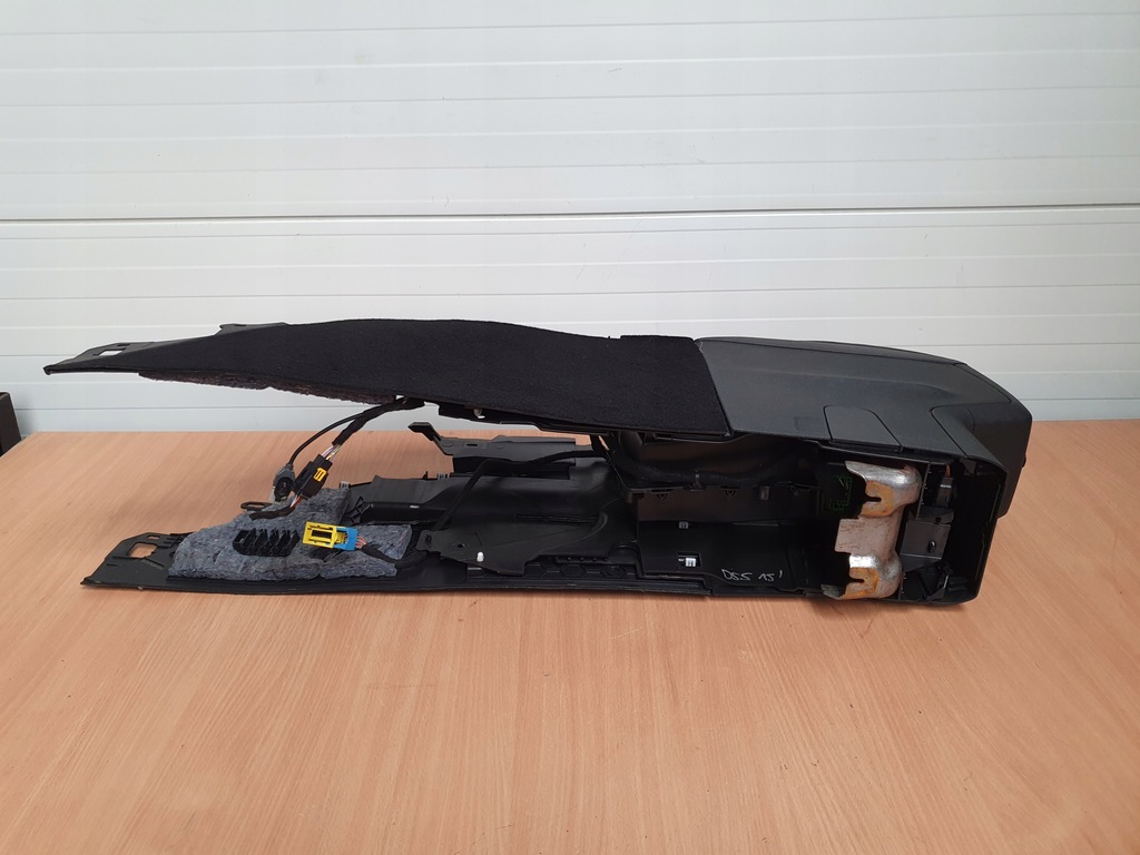 фото №16, Туннель средний подлокотник citroen ds5