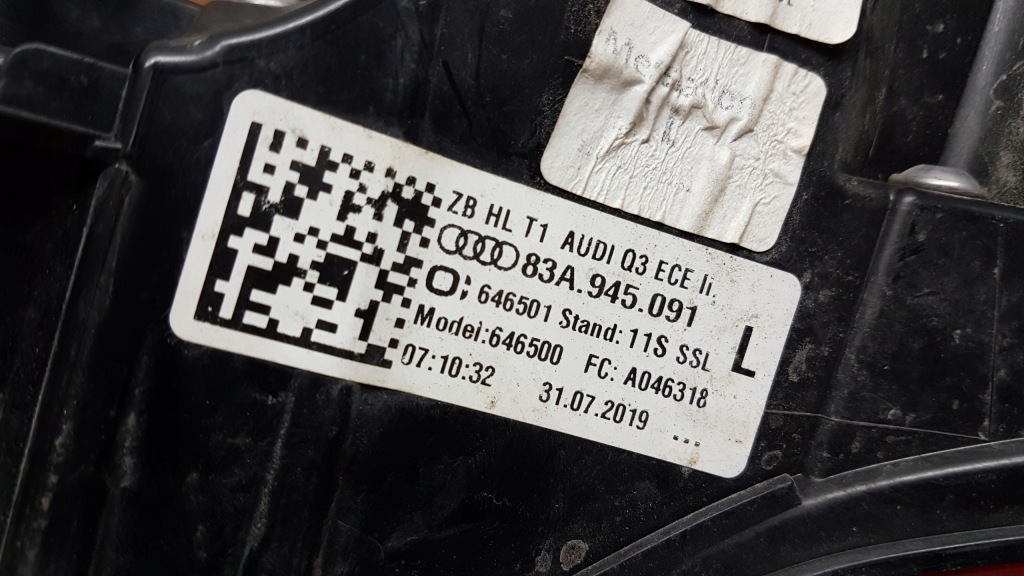 Фара задній ліва audi q3 2 led 83a945091 Доставка