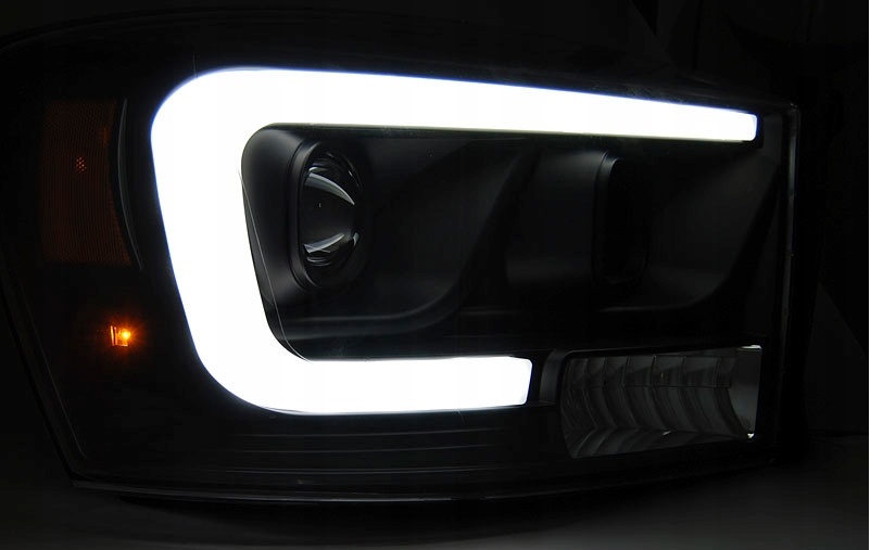 Фары dodge ram 06-08r led трубка  черный Доставка