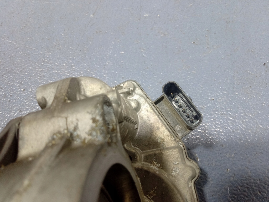 фото №5, Bmw 7 g11 g12 750i дросельна заслінка 7619008