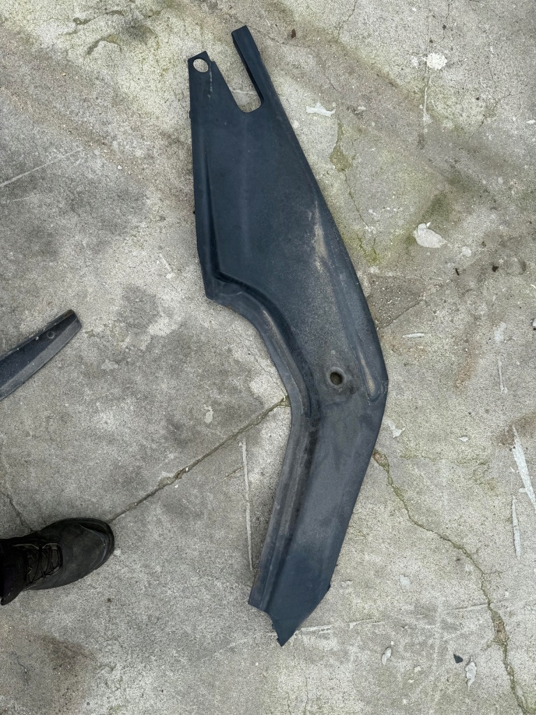 Купити Захист ванна багажника ліва tesla model s 1006327-00-f