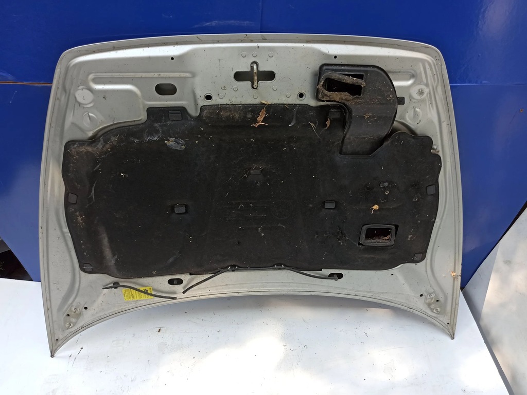 фото №6, Volvo v50 2005 капот