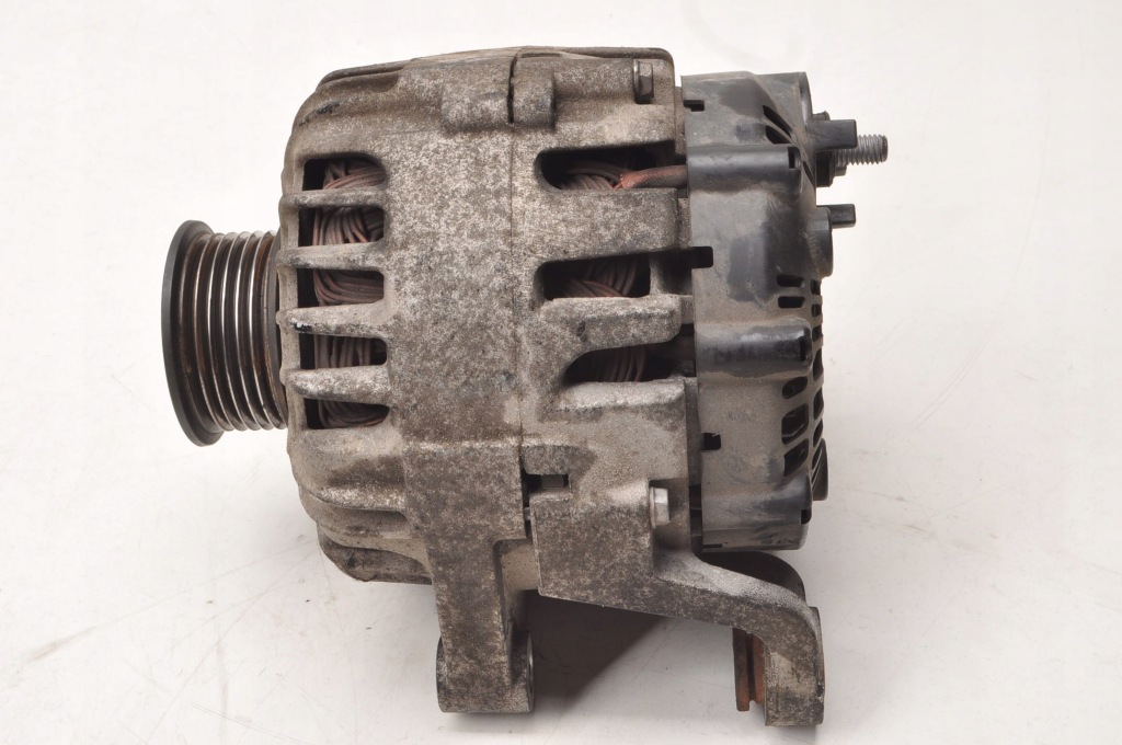 Opel mokka 1 1.6 16v 116km генератор 13588304 в Украине