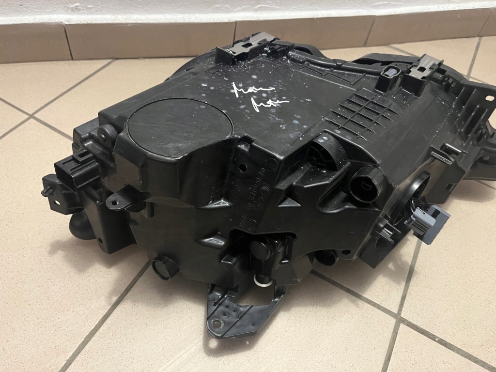 Volvo xc60 xc-60 2 2 mid led рестайлинг  фара передняя перед правый  32404710 Недорого