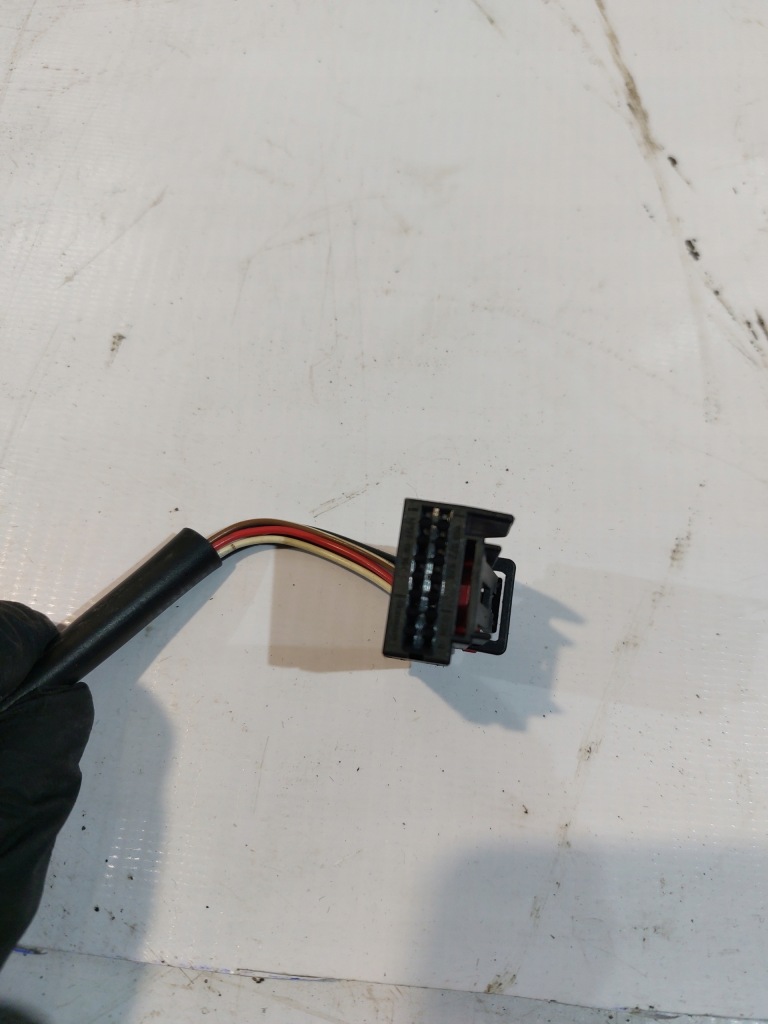 фото №7, Дзеркало праве audi a6c6 5pin