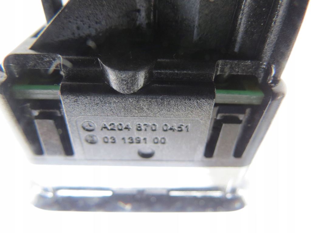 фото №7, Кнопка окон mercedes w204 cdi 2.2 a2048700451