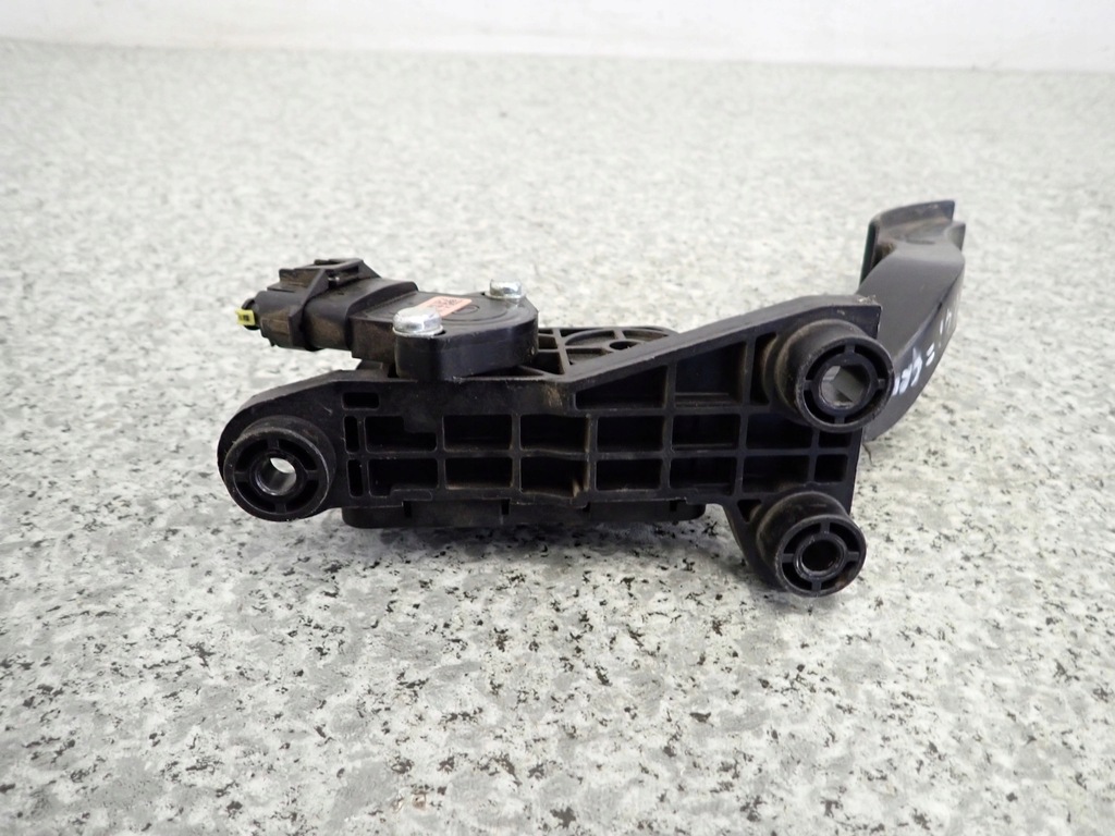 фото №5, Hyundai i20 1.4d 1.4i 08-12 педаль газа потенциометр