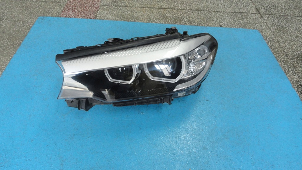 фото №1, Лампа ліва перед led bmw 5 g30 g31