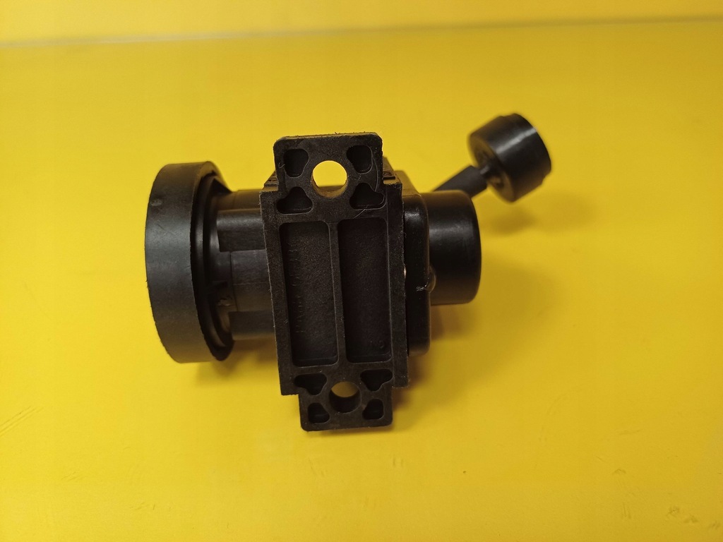 фото №5, Клапан вакууму opel zafira a 09128022 nr635