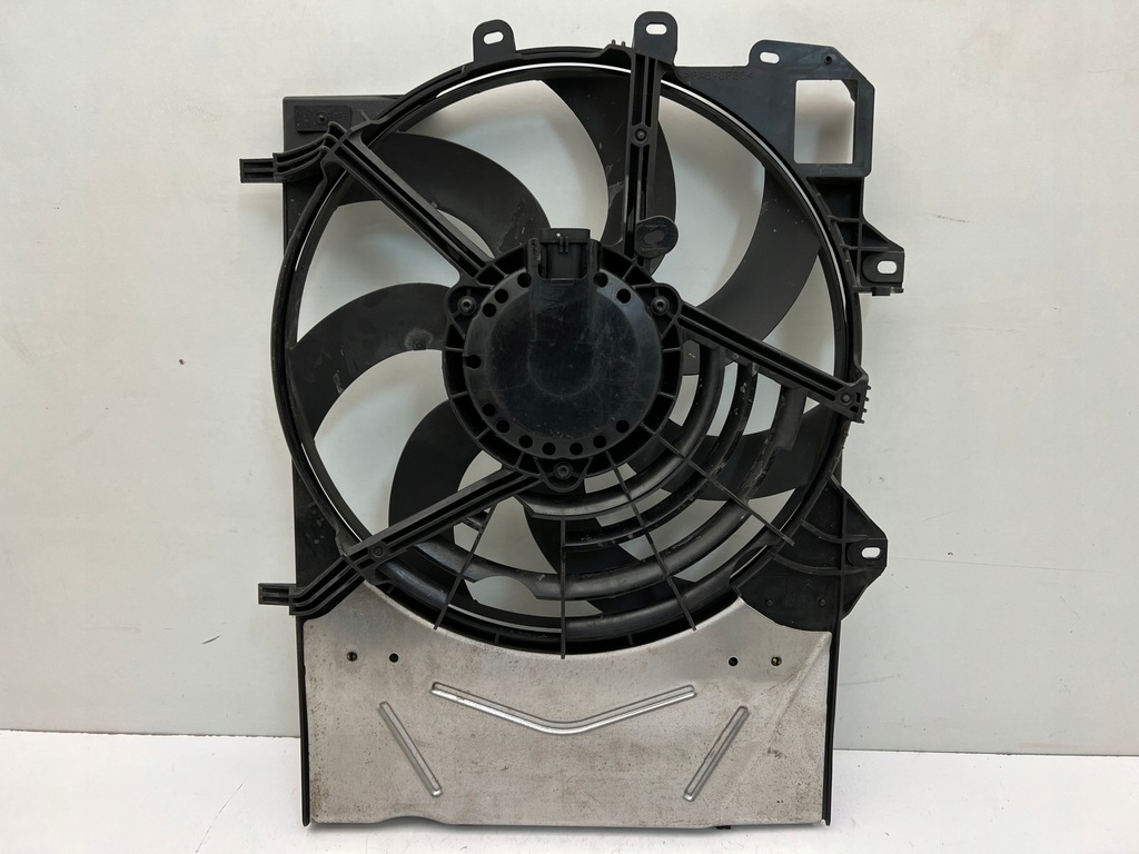 фото №1, Citoren c2 c3 ds3 peugeot 207 208 вентилятор вентилятор радіатор