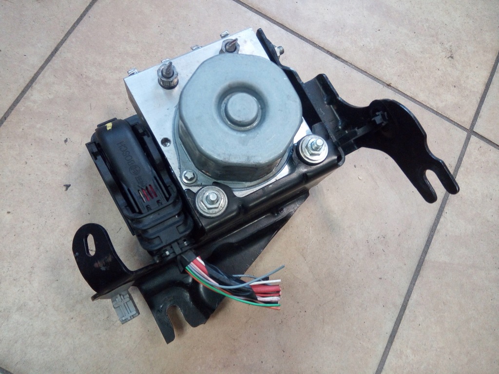 фото №1, Насос abs captur clio iv logan 476601203r oryg.