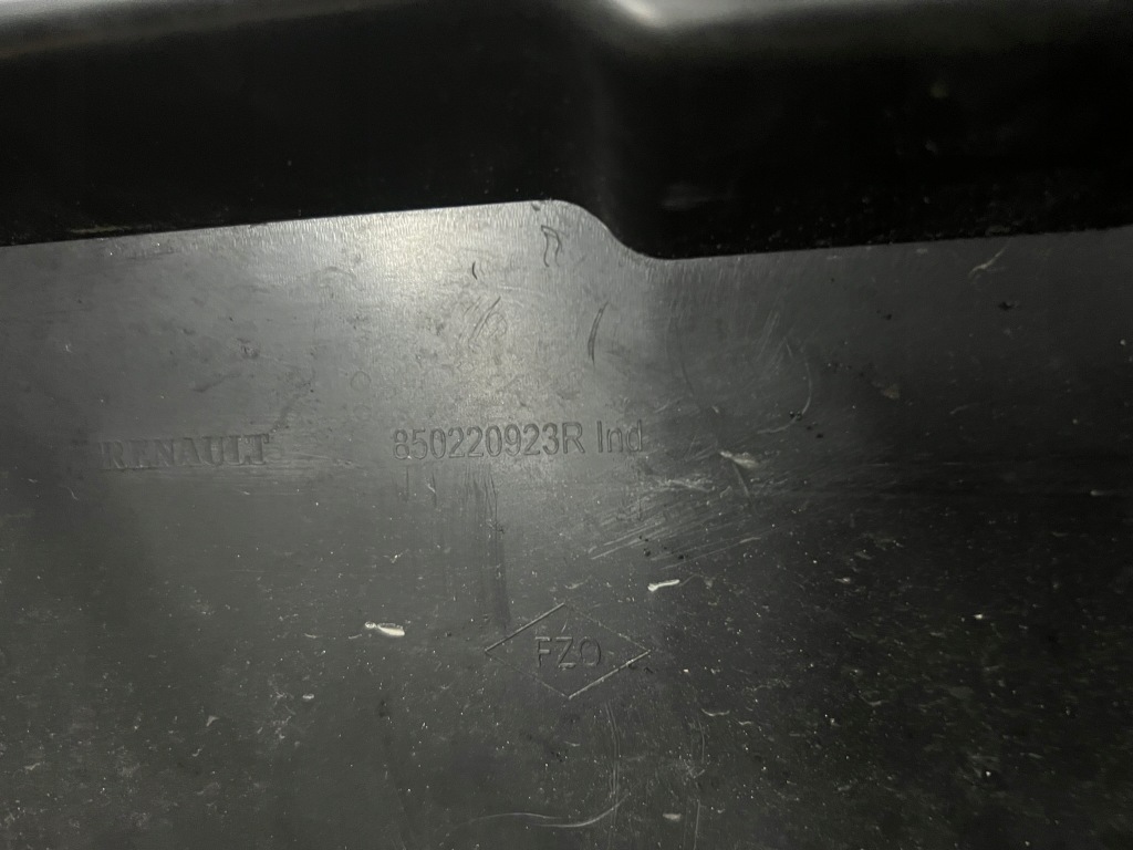 фото №13, Renault kadjar lift 2019 - бампер задний задняя 850220923r pdc