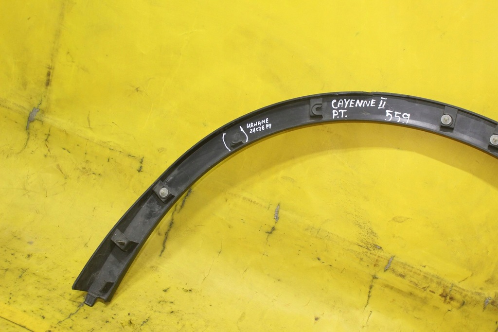 фото №7, Молдинг крыла правый задняя porsche cayenne ii 7p5853828d