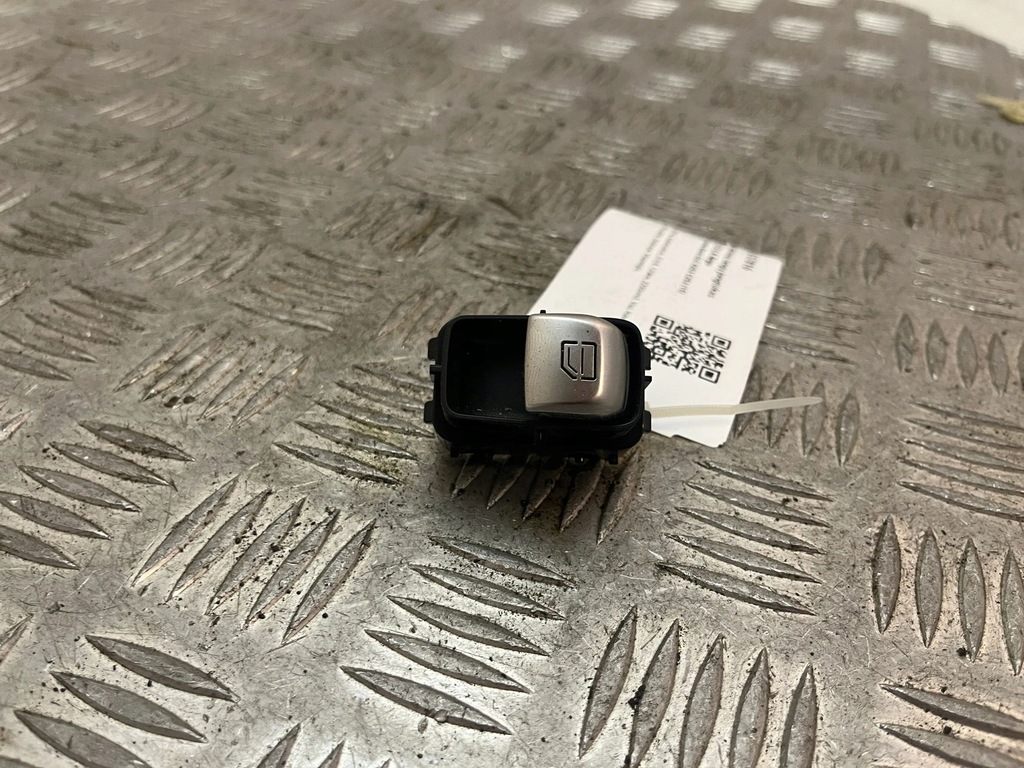 фото №6, Mercedes-benz glc x253 c253 2018 кнопки окон