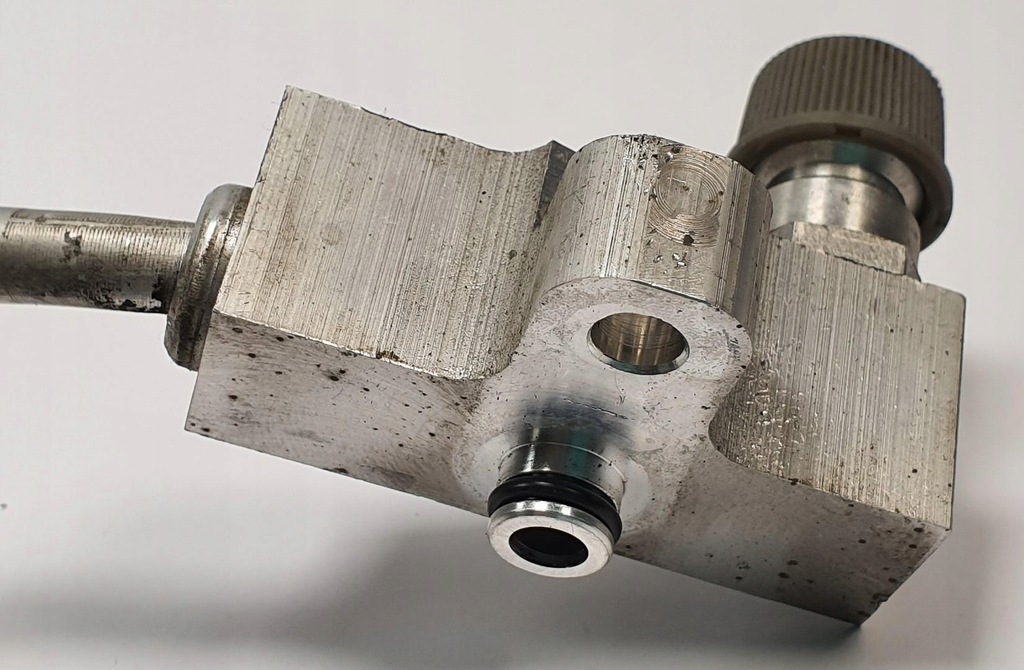 фото №3, Труба трубка кондиционера mazda rx-8 1.3