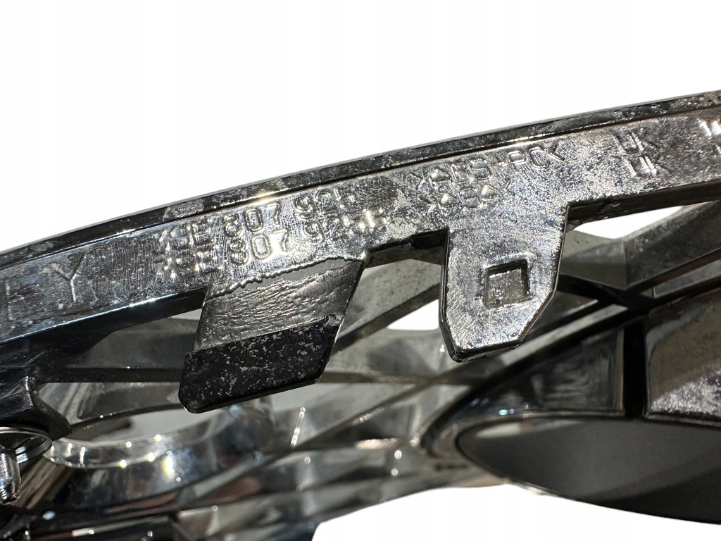 фото №7, Bentley flying spur боковий решітка радіатора lh 3se807925 3se807925b 3se807795