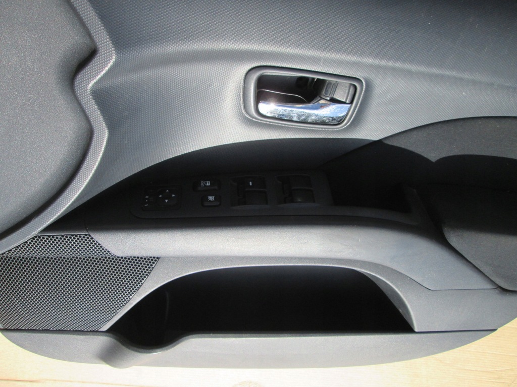 фото №9, Peugeot 4007 обшивка w дверь правый левый перед