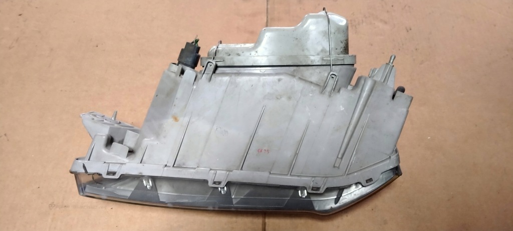 Chevrolet evanda 99-06 фара правий перед в Україні