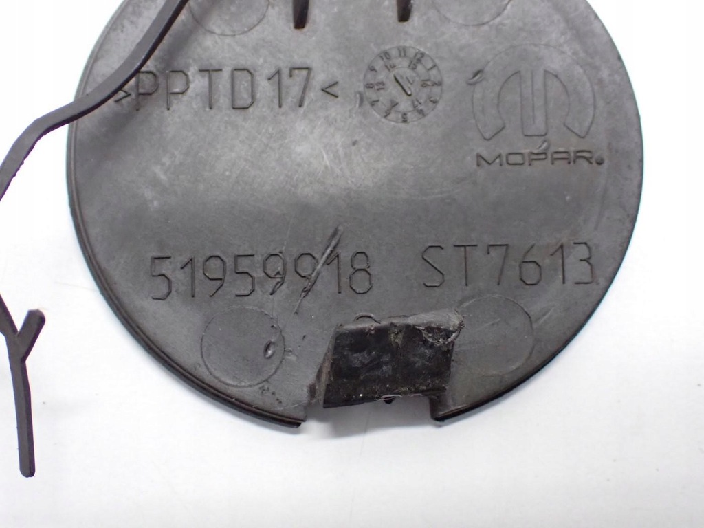 фото №3, Заглушка фаркоп бампера перед 51959918 jeep renegade 18r