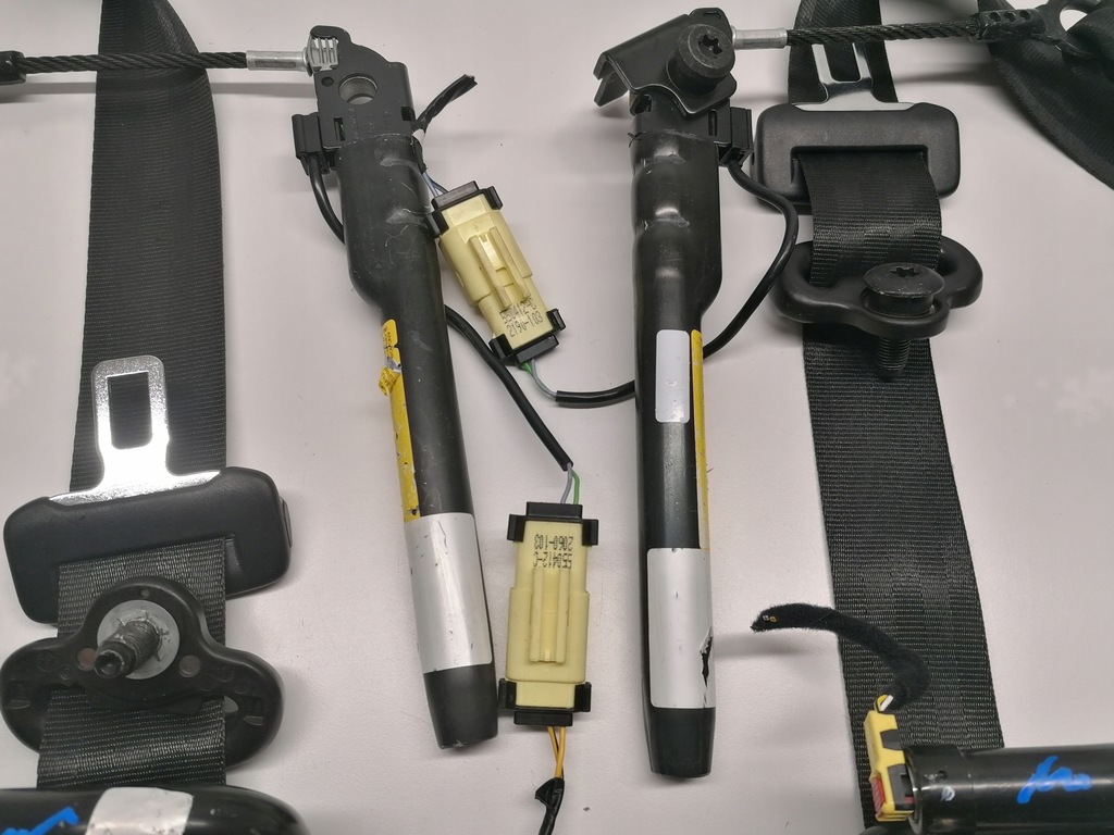 фото №2, Jeep renegade ремни безопасности перед оригинал 2014-