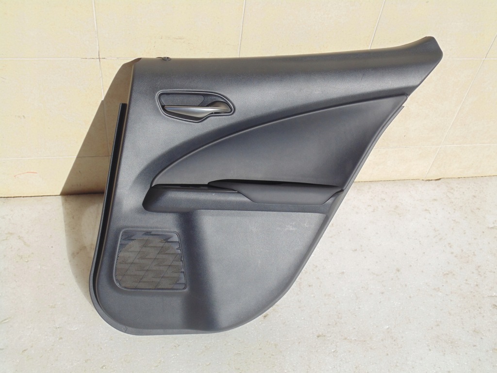 Купить Обивка обшивка дверь lexus ux ux250h 19r.