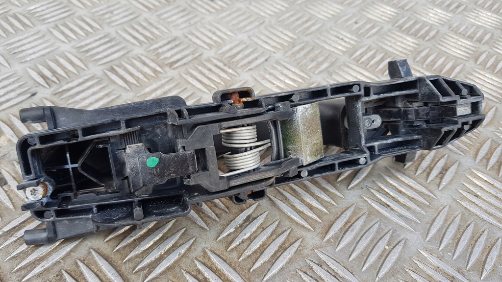 фото №15, Mercedes w203 ручка правий перед