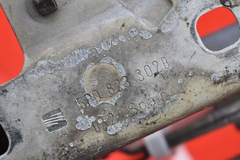 фото №7, Петля петли капот seat toledo 3 iii 06r