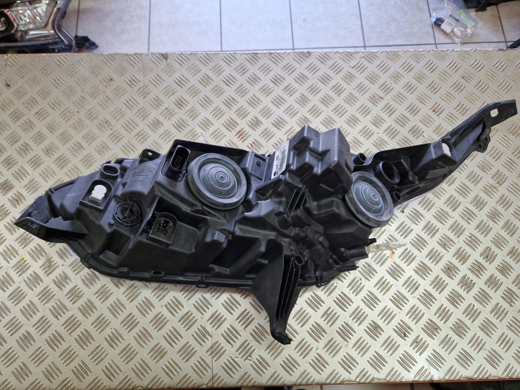 фото №3, Лампа правая передняя ford connect ii mk2 2013r-