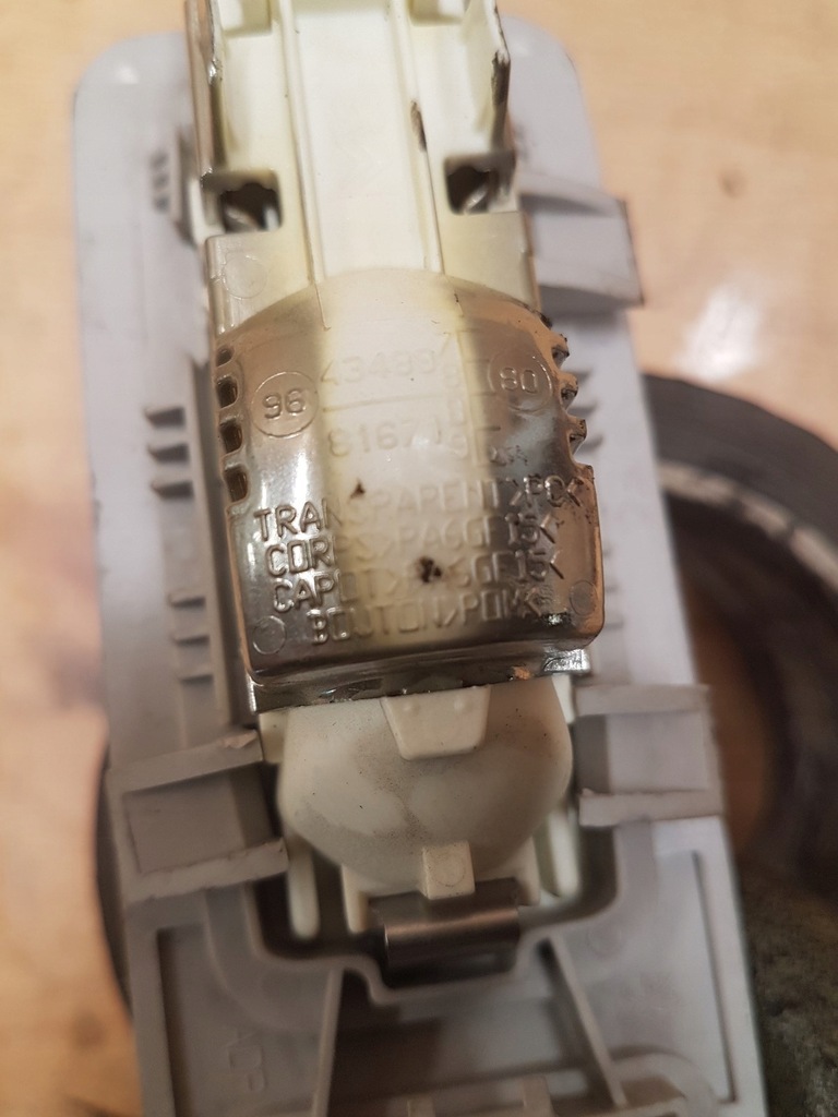 фото №3, Лампа освещение салона citroen c4 picasso