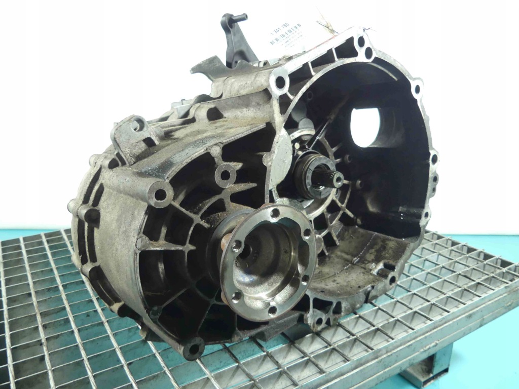 Купить Коробка передач передач 6b nfu vw passat b7 2.0 tdi
