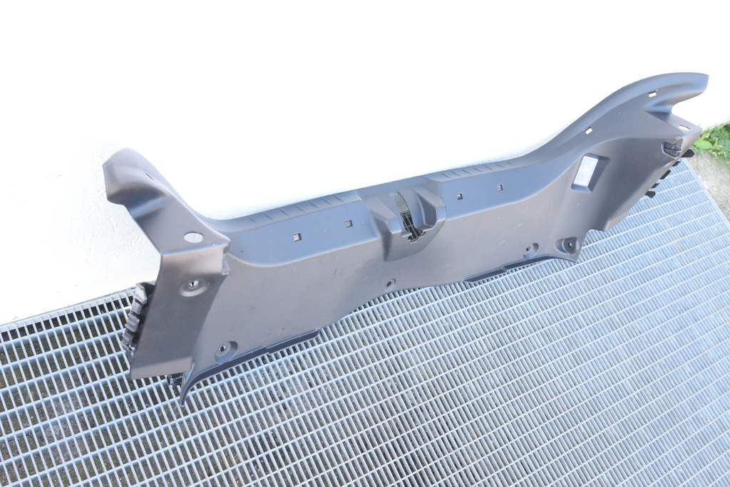 фото №4, Mercedes slk r171 w171 захист накладка поперечина багажника задня