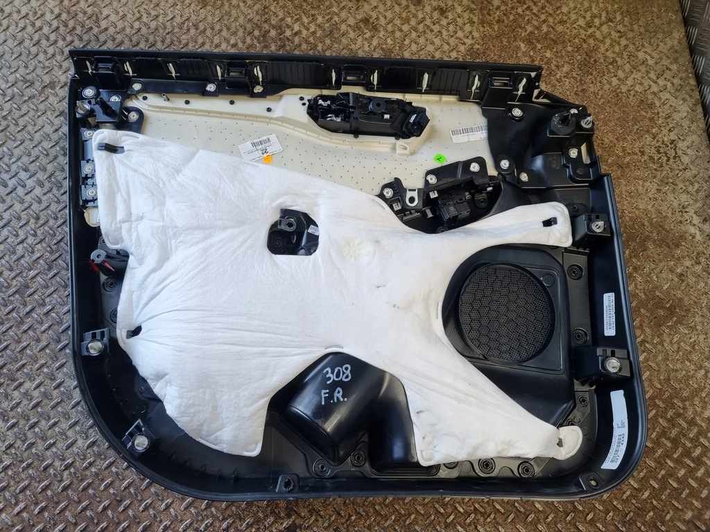 фото №14, Ford escape iv 2020 po правая обшивки дверь