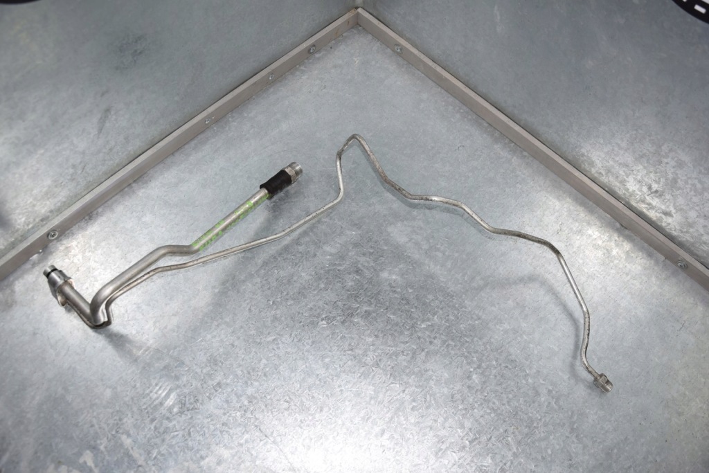 фото №1, Honda civic vii 1.6 b hb 5d шланг кондиционера