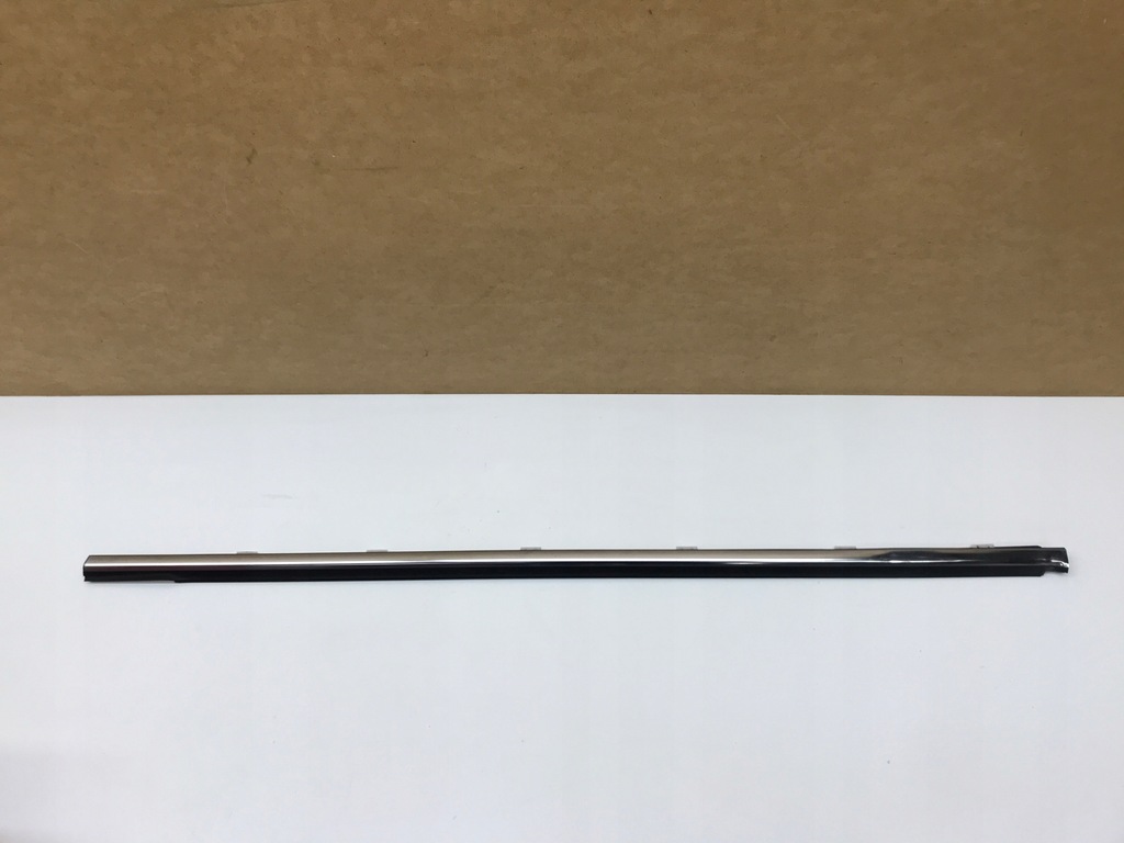 фото №1, Kia rio iv 4 молдинг уплотнитель parapet левая перед