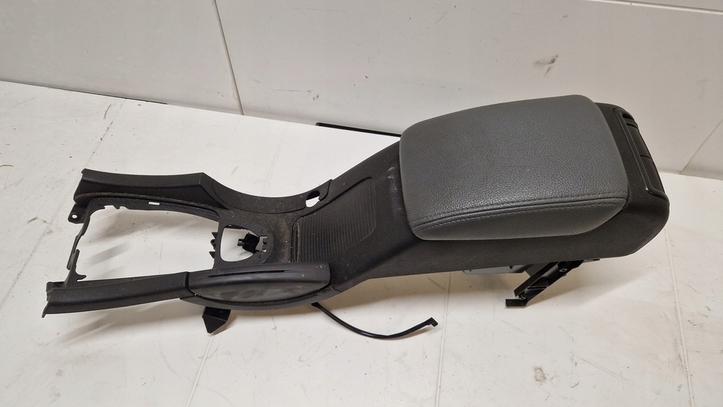 фото №1, Туннель средний подлокотник szary saab 93 ii