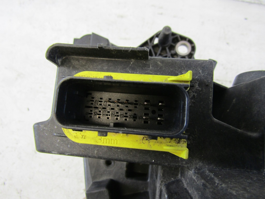 фото №14, Volvo fh4 лампа правая перед 22239217