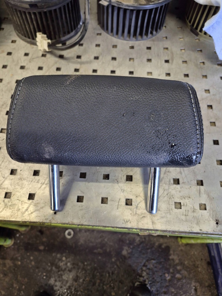 фото №1, Підголівник сидіння заднього peugeot 2008 i