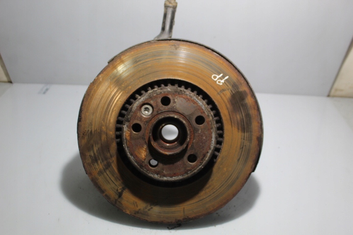 фото №1, Поворотний кулак ступиця правий перед volvo v70 iii 2.0