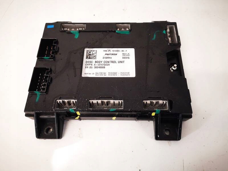 Купити Tesla model s модуль комфорту 2015 101090600f 1010906-00-f, a0747g03v, 30046