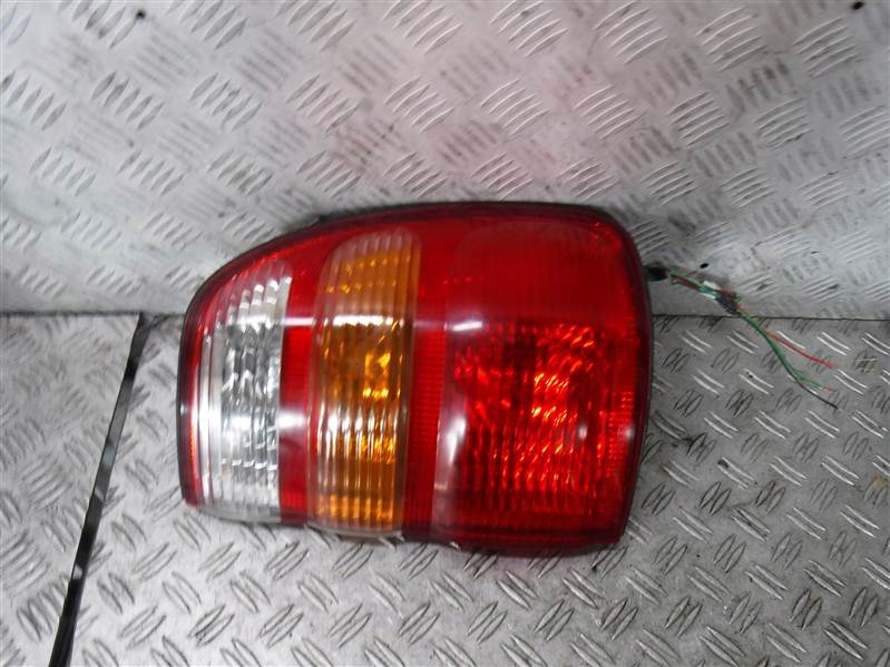 фото №1, Лампа правая задняя toyota land cruiser 100 lc100