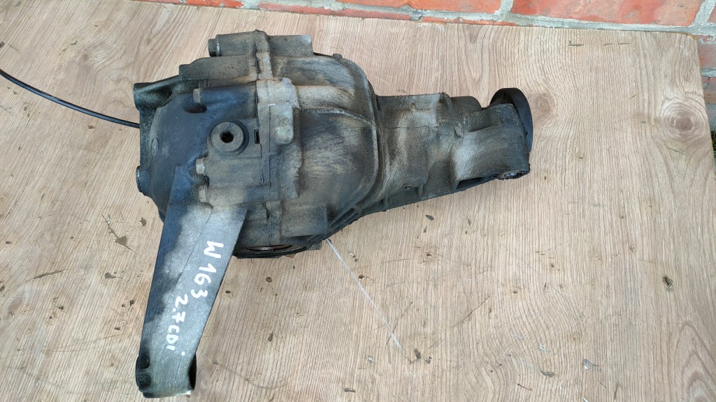 Купити Mercedes ml w163 2.7 диференціал перед міст диференціал