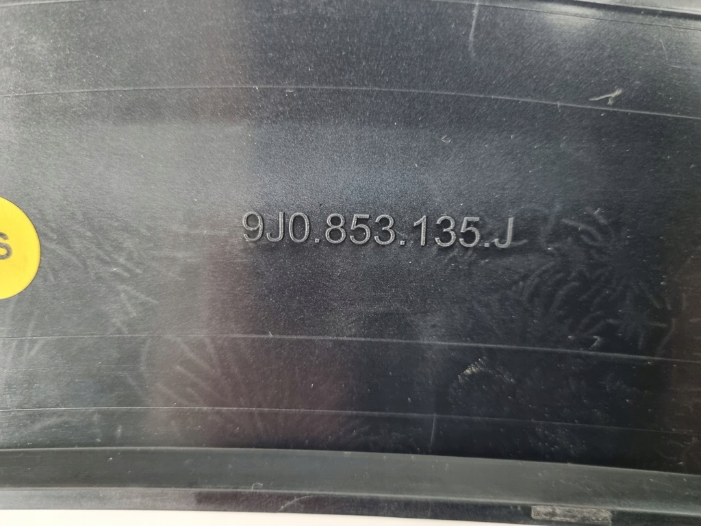 фото №8, Porsche taycan молдинг бампера накладка łuk лівий перед ліва 9j0853135j